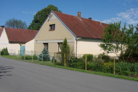dům
